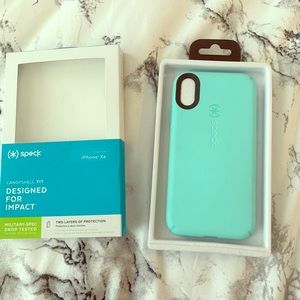 iPhone XR aqua blue speck case